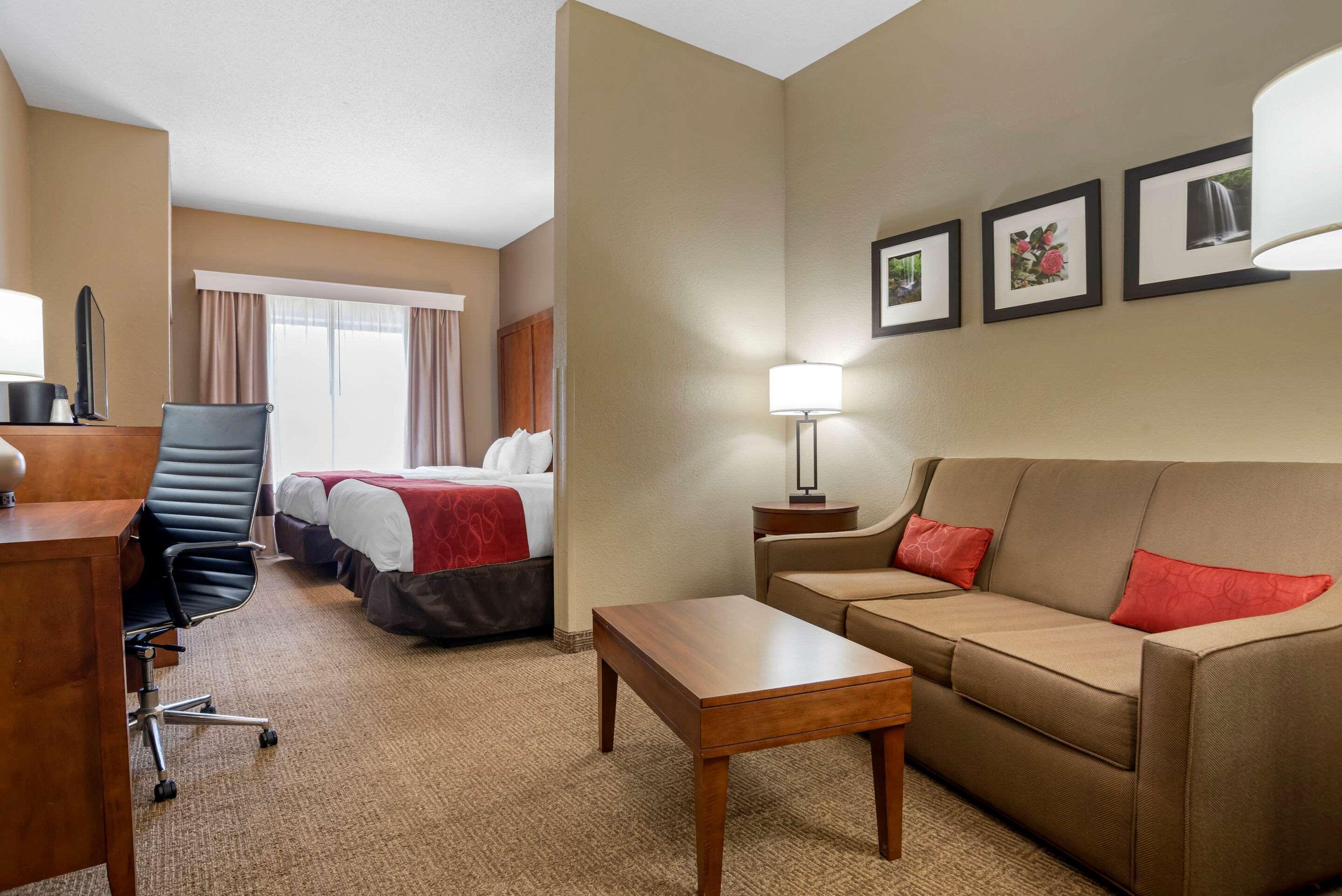Comfort Suites Oxford I-20 Exit 188 Buitenkant foto