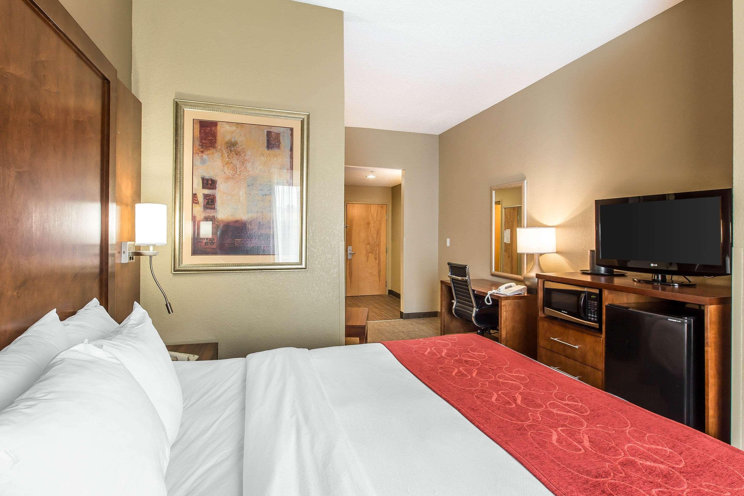 Comfort Suites Oxford I-20 Exit 188 Buitenkant foto