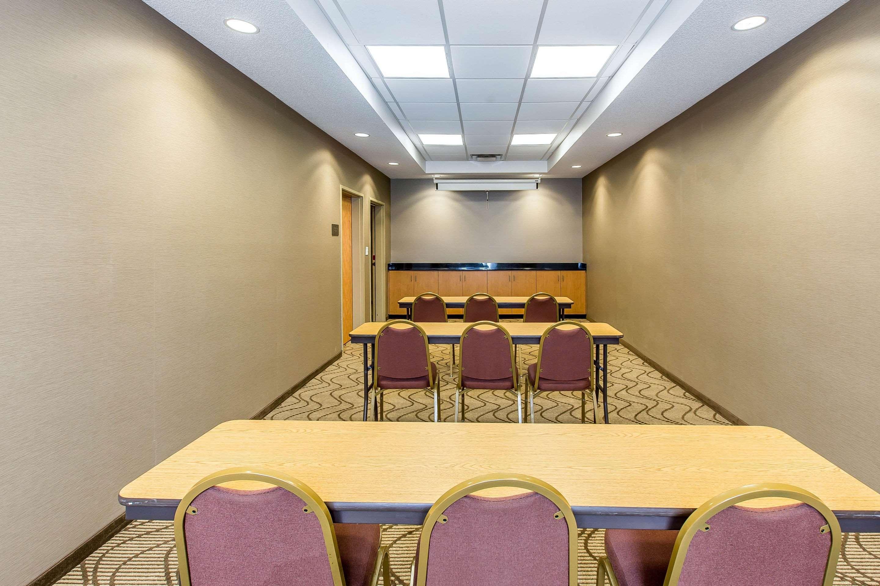 Comfort Suites Oxford I-20 Exit 188 Buitenkant foto