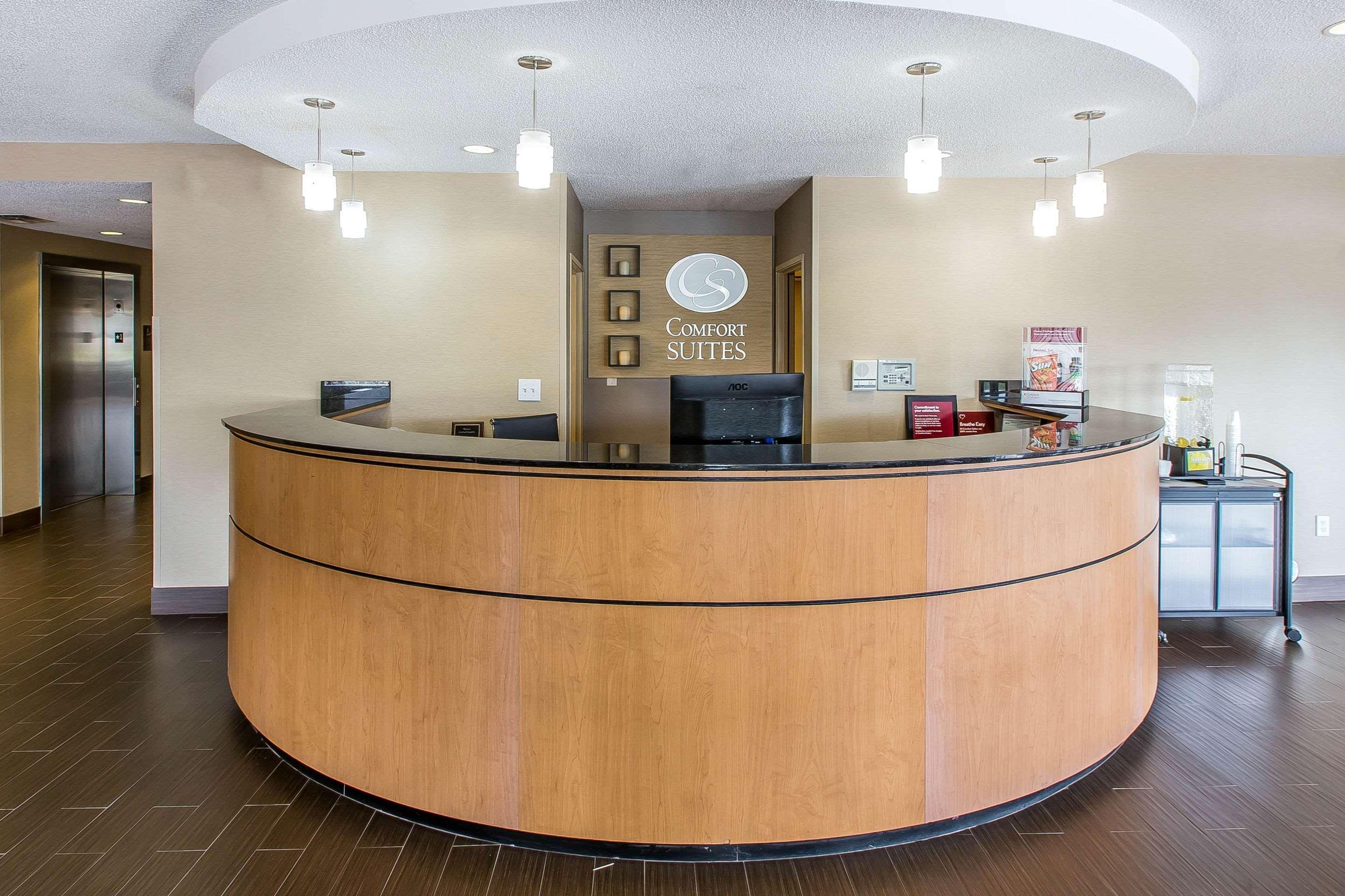 Comfort Suites Oxford I-20 Exit 188 Buitenkant foto