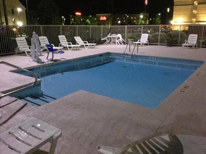 Comfort Suites Oxford I-20 Exit 188 Buitenkant foto